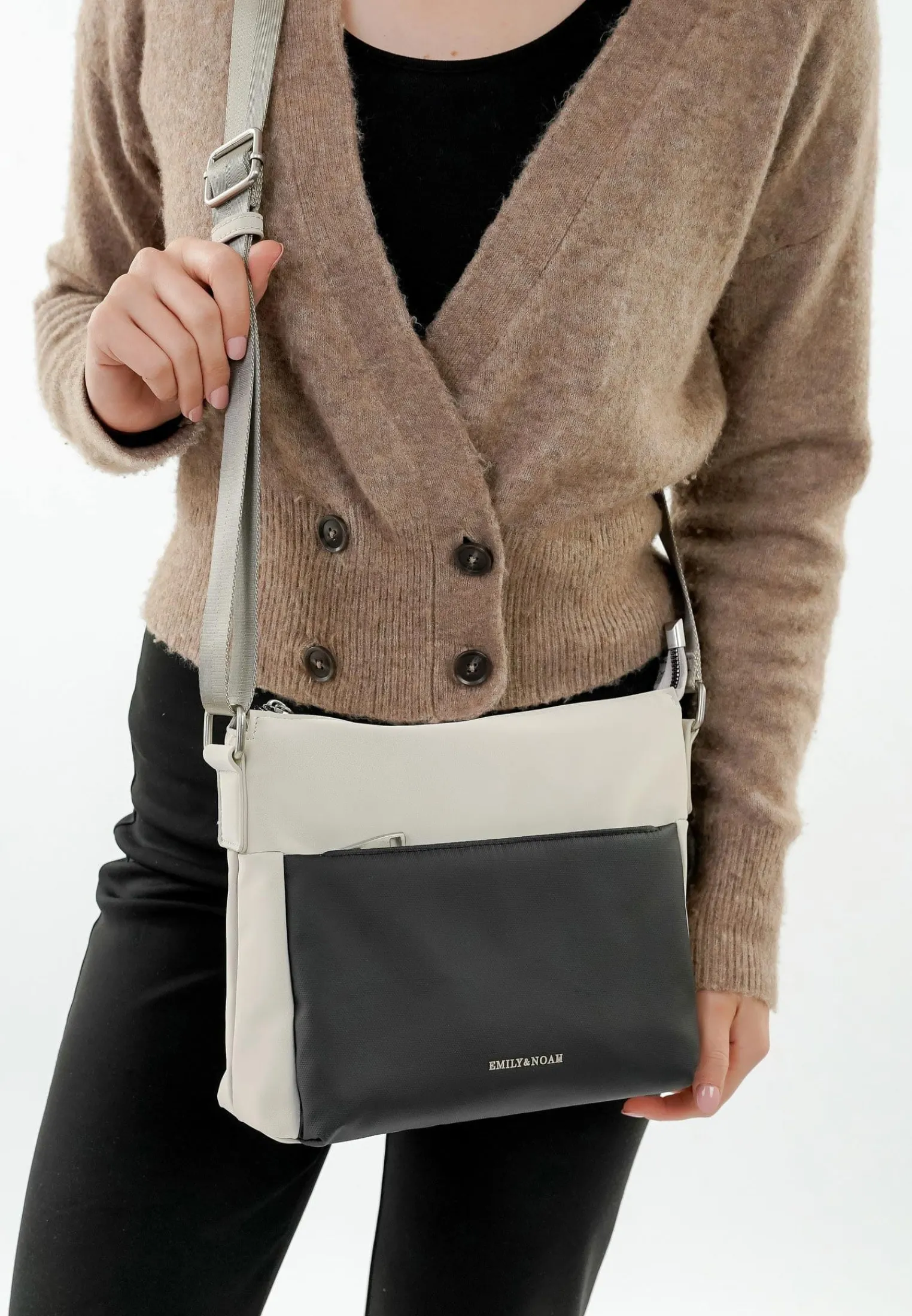 Store Umhängetasche E&N Bettina mittel Umhängetaschen